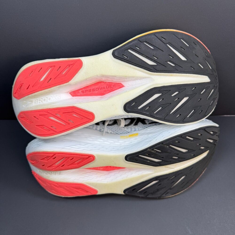 Brooks Hyperion Max 2 Shoes Womens 9 Illusion Coral Black Track Running *READ* - Picture 8 of 16
